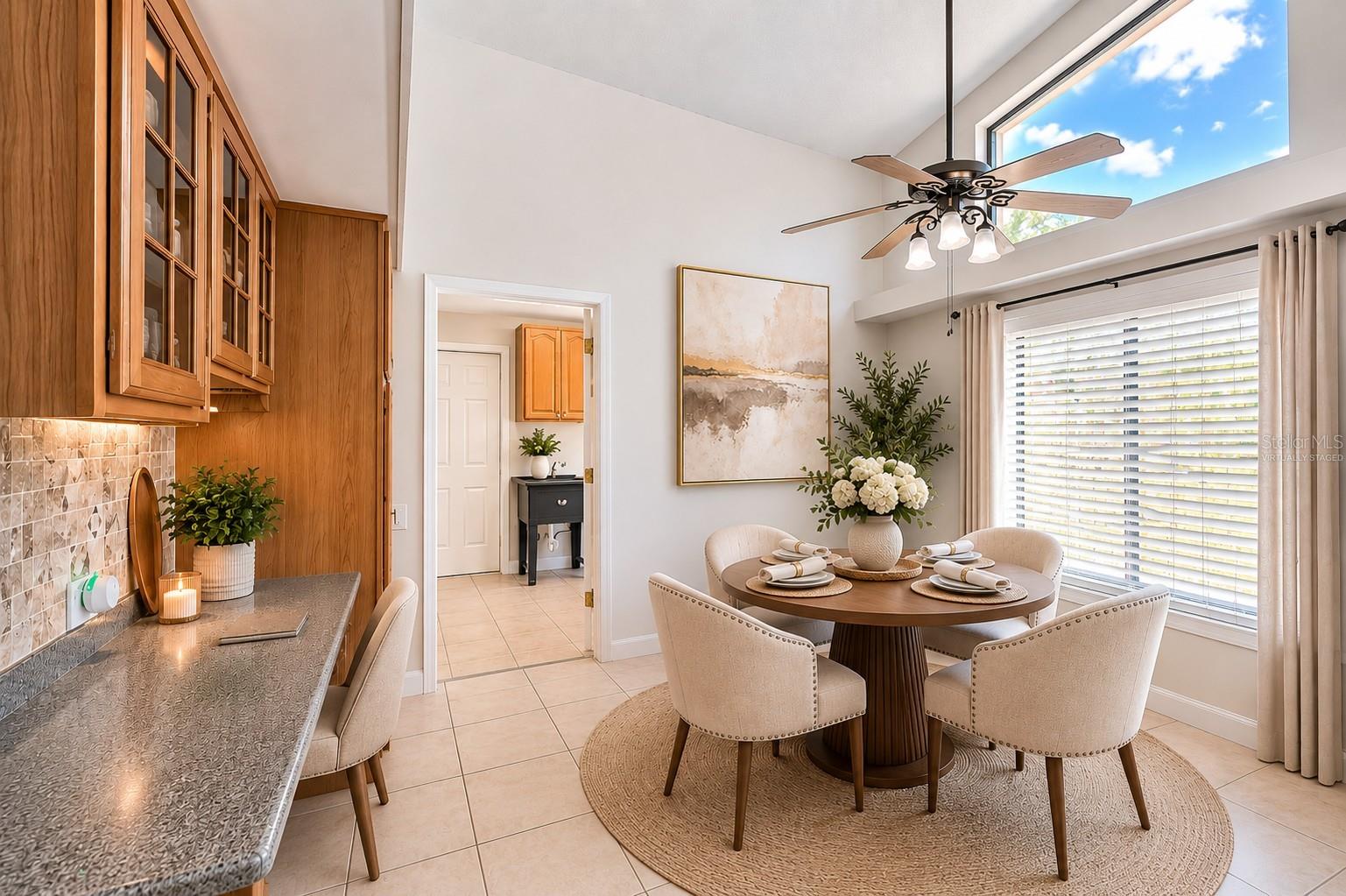 Virtually Staged Eat-In Breakfast Area in Kitchen