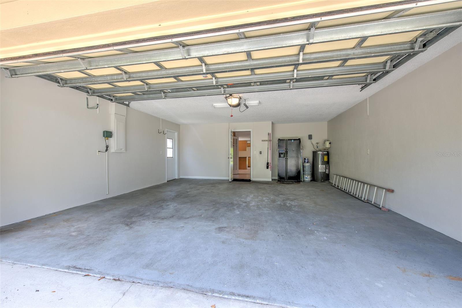 2 Car Garage 20x20