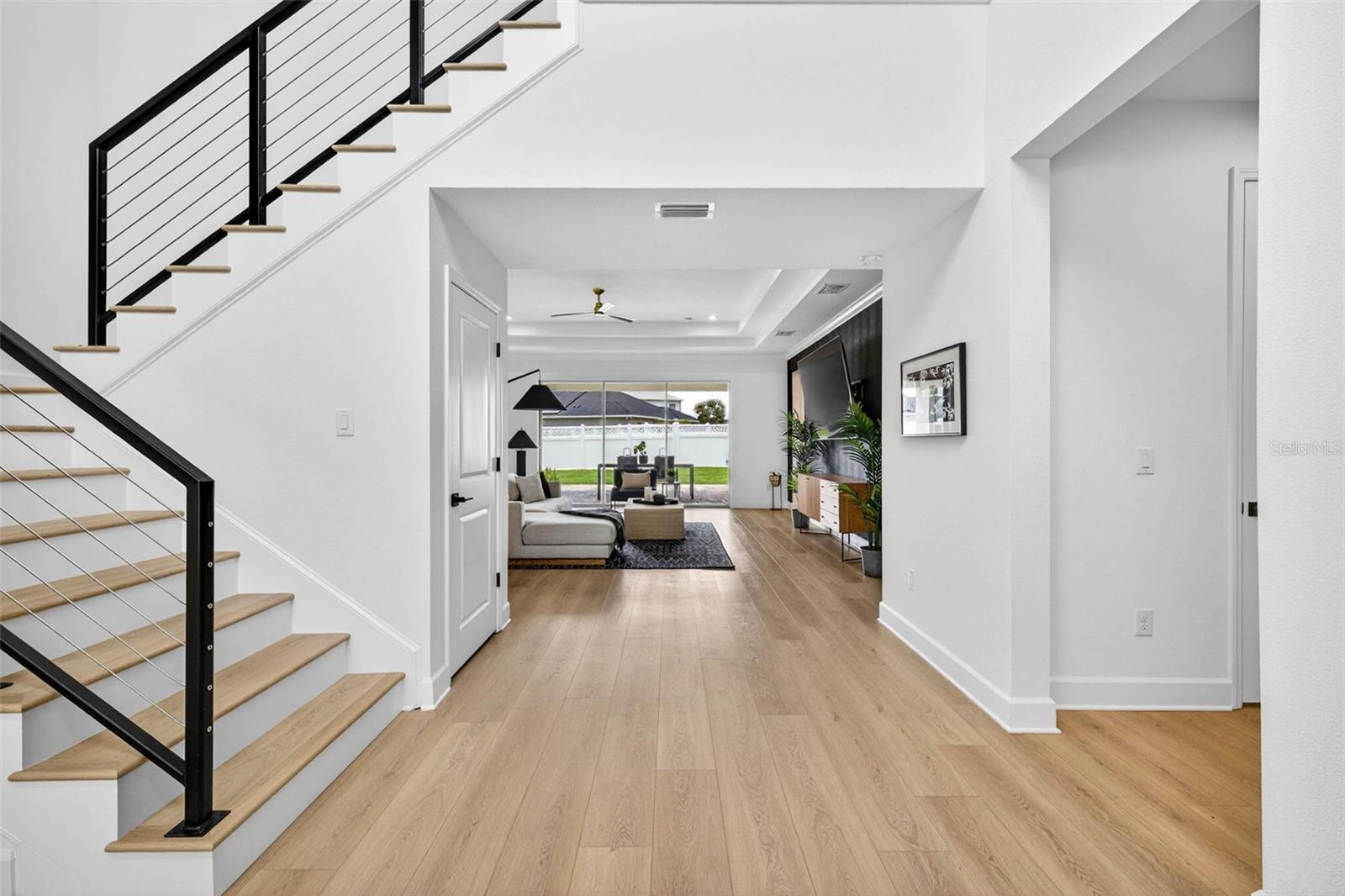 TB8513741