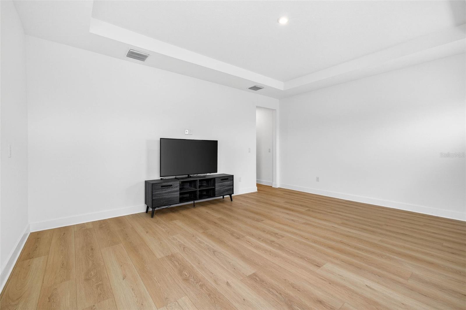 Bonus room/ Flex space