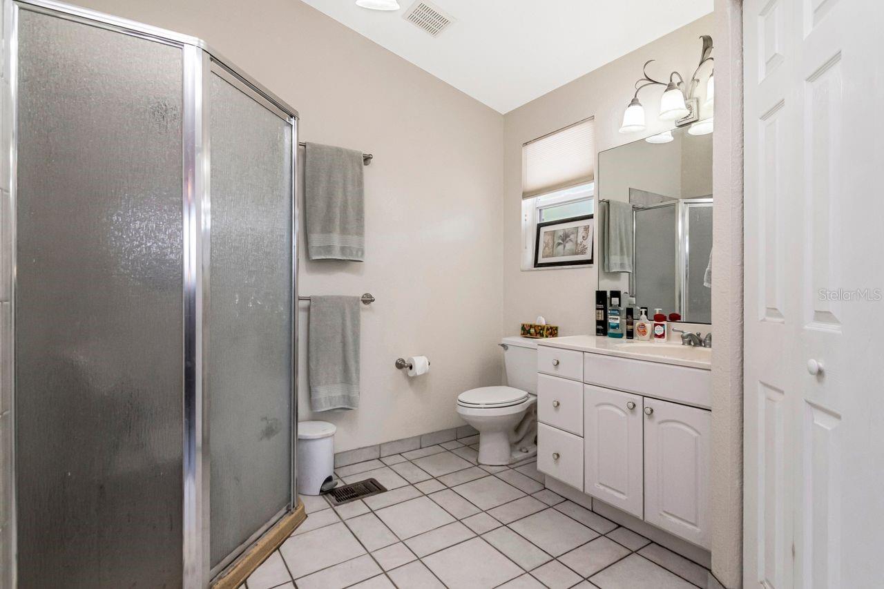 2ND LEVEL BATH