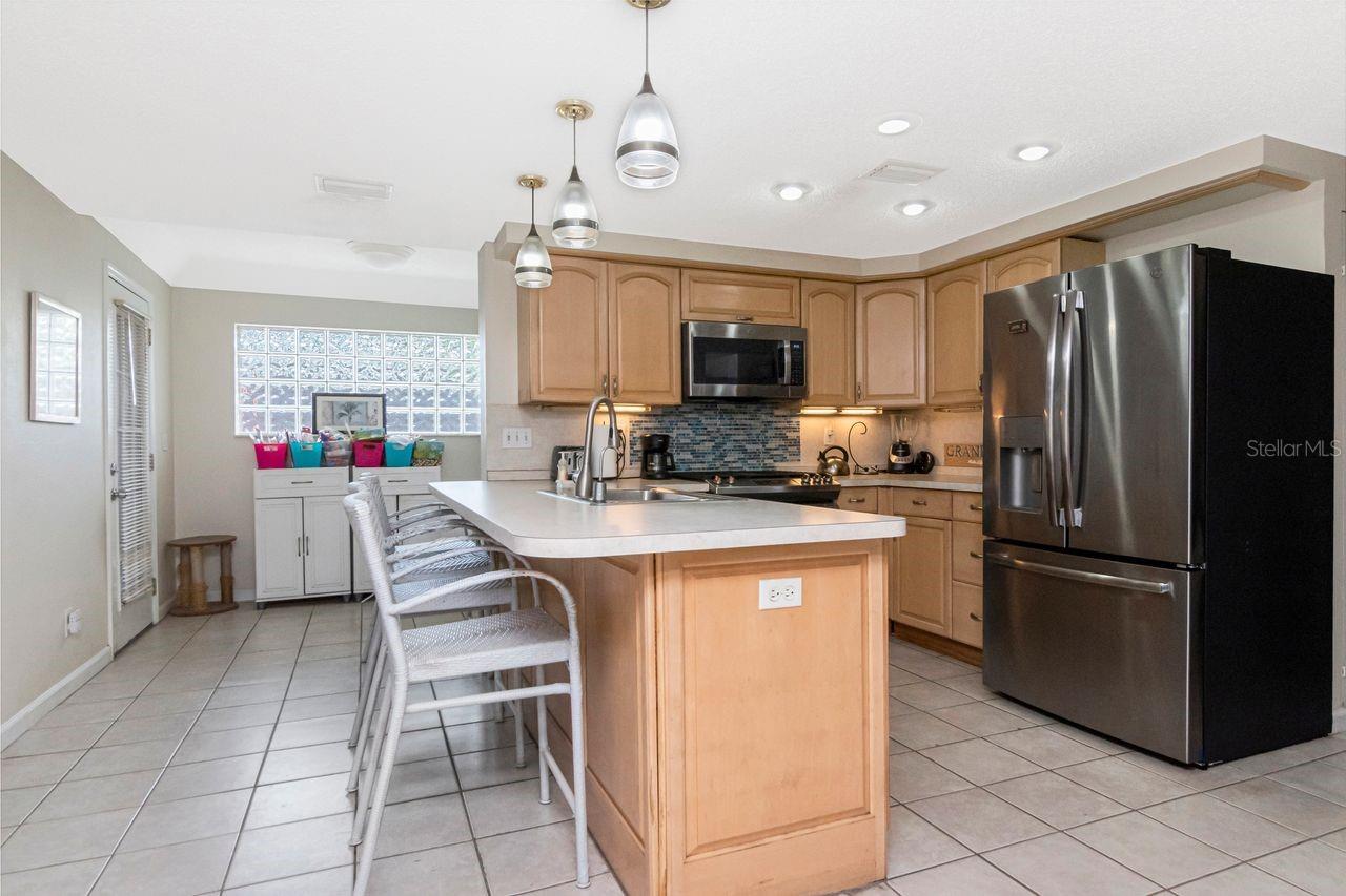 KITCHEN