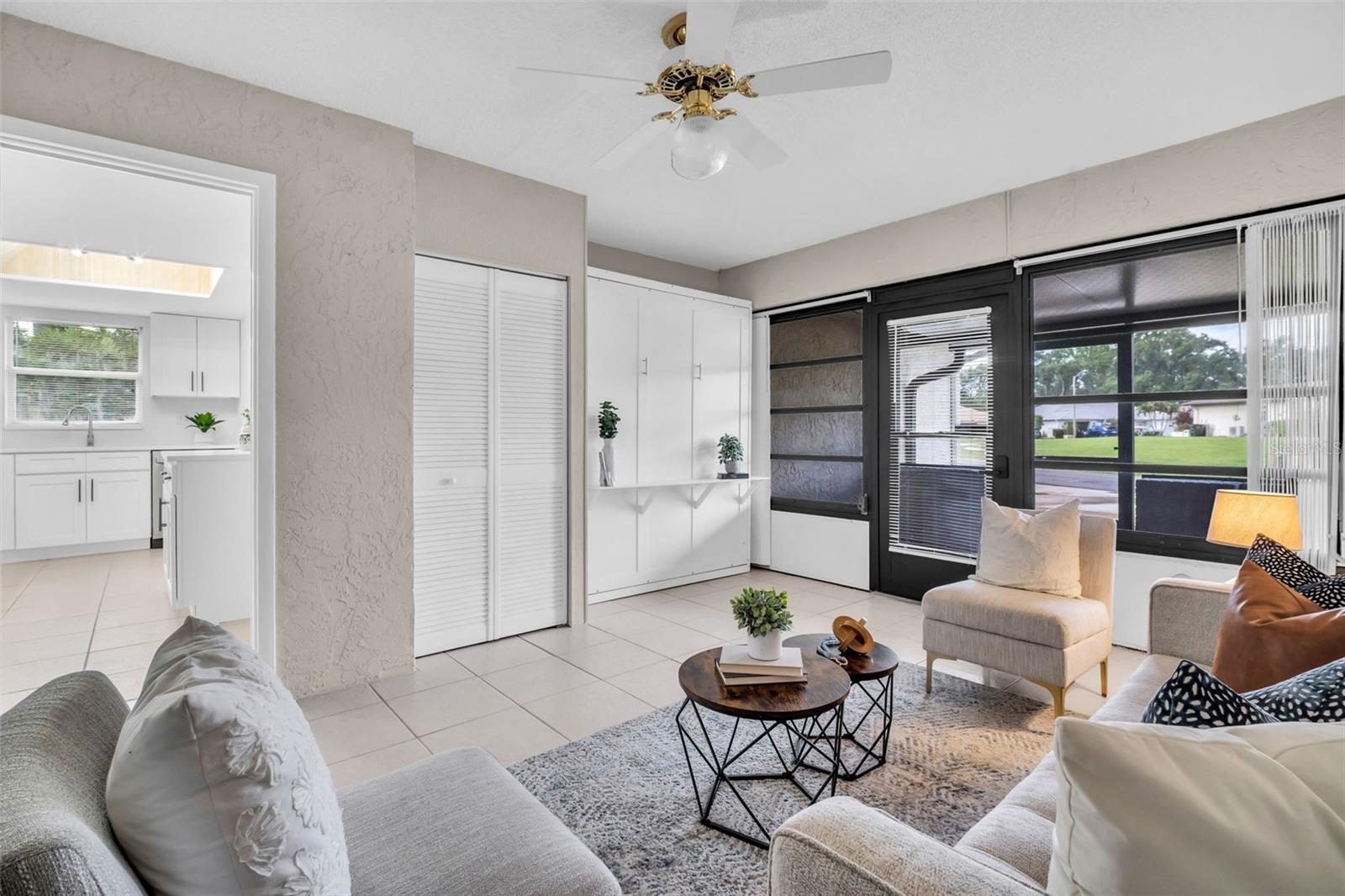 Front heated & cooled bonus room offering endless possibilities~
