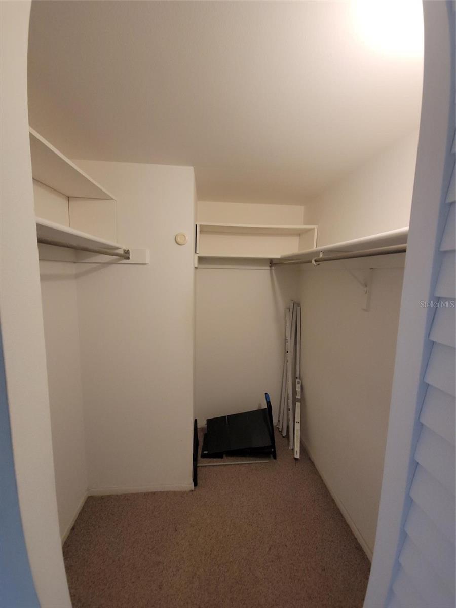 Walk in Closet