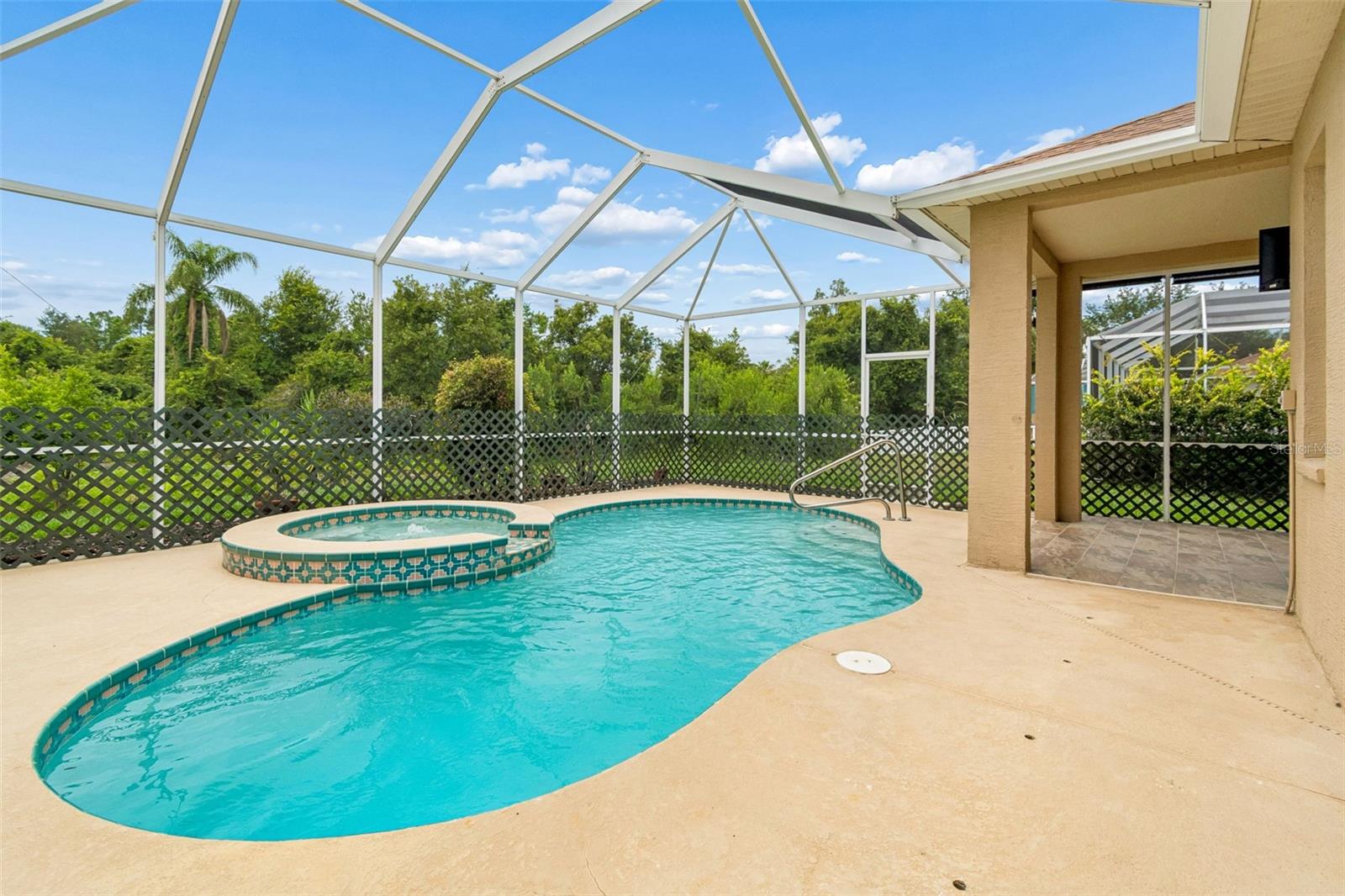 POOL AND SPA CONSERVATION VIEW