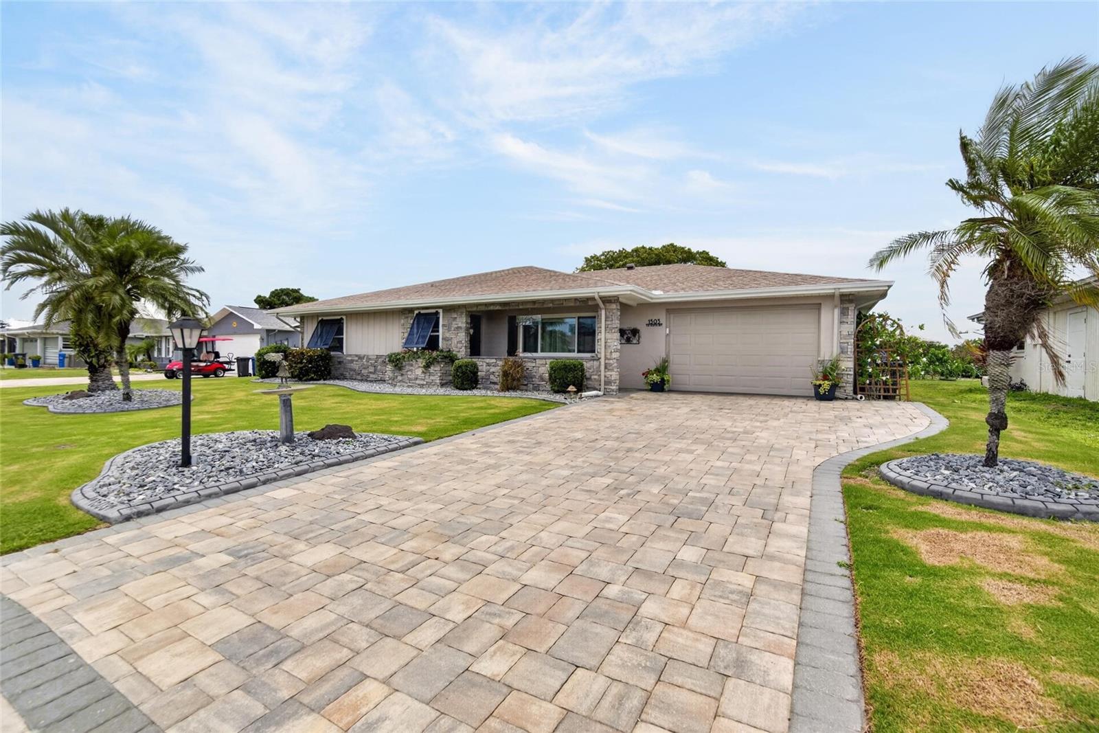 TB8513853 - Paver Driveway