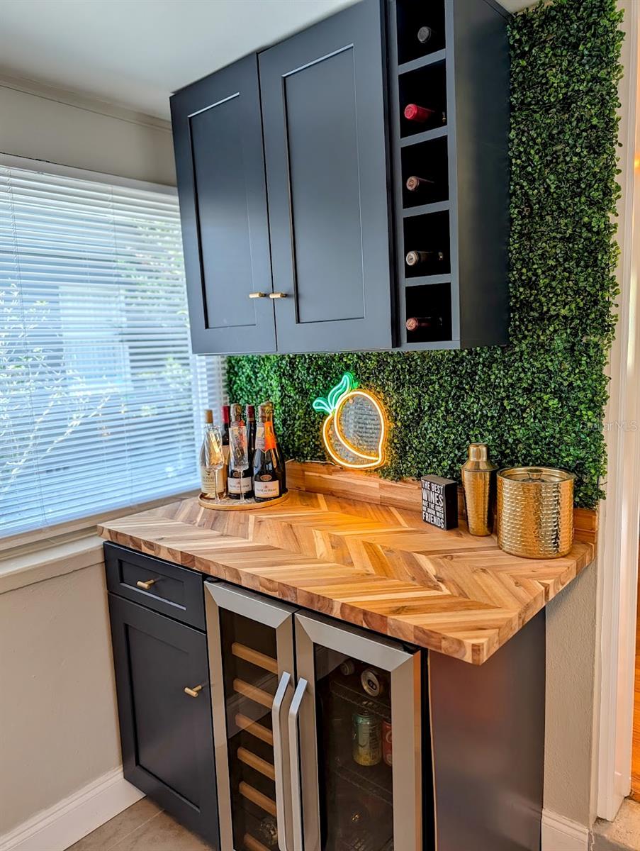 Wine Bar