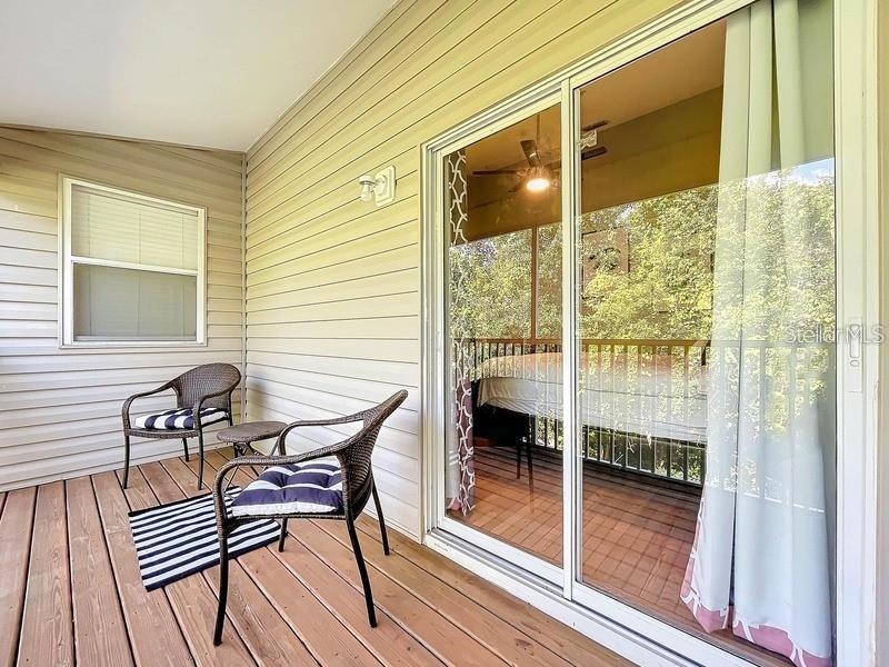 screened patio off of primary 3rd fl