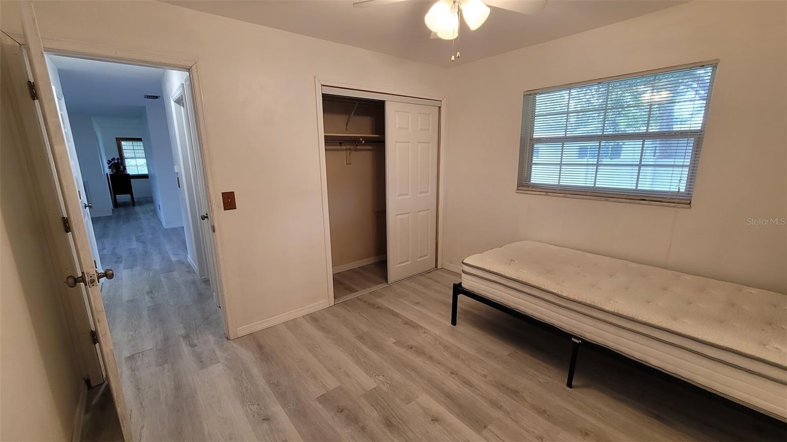 2nd Bedroom and closet