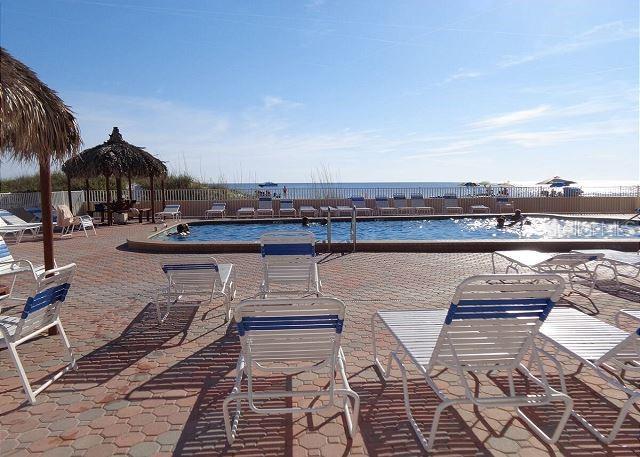 Pool Lounge Chairs