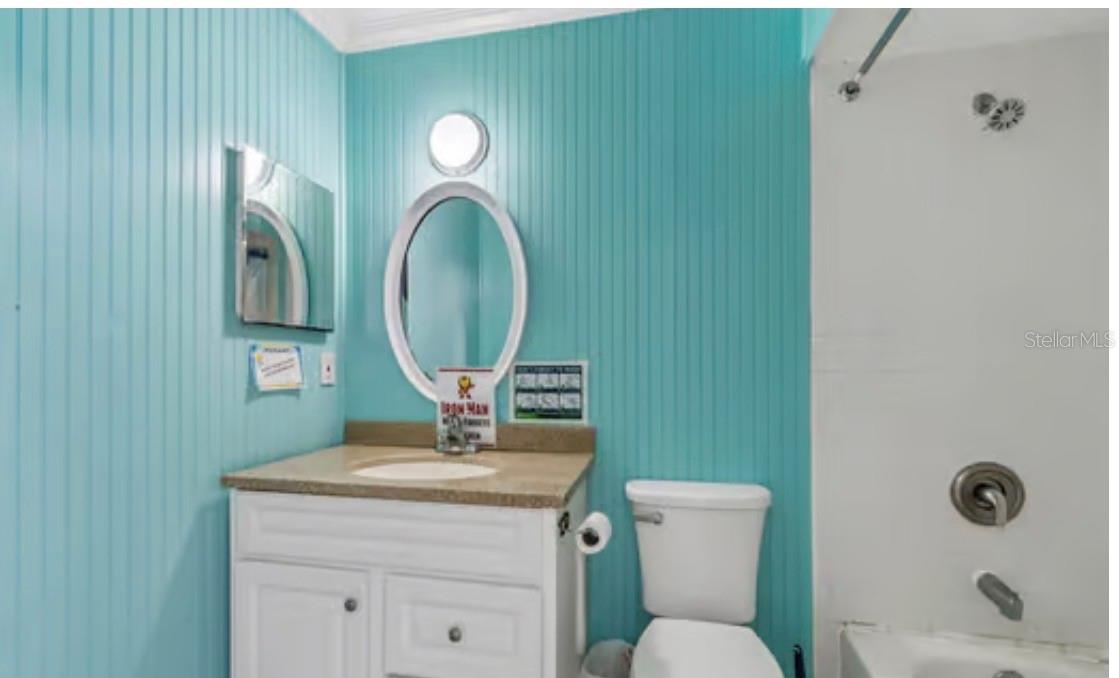 2nd bathroom