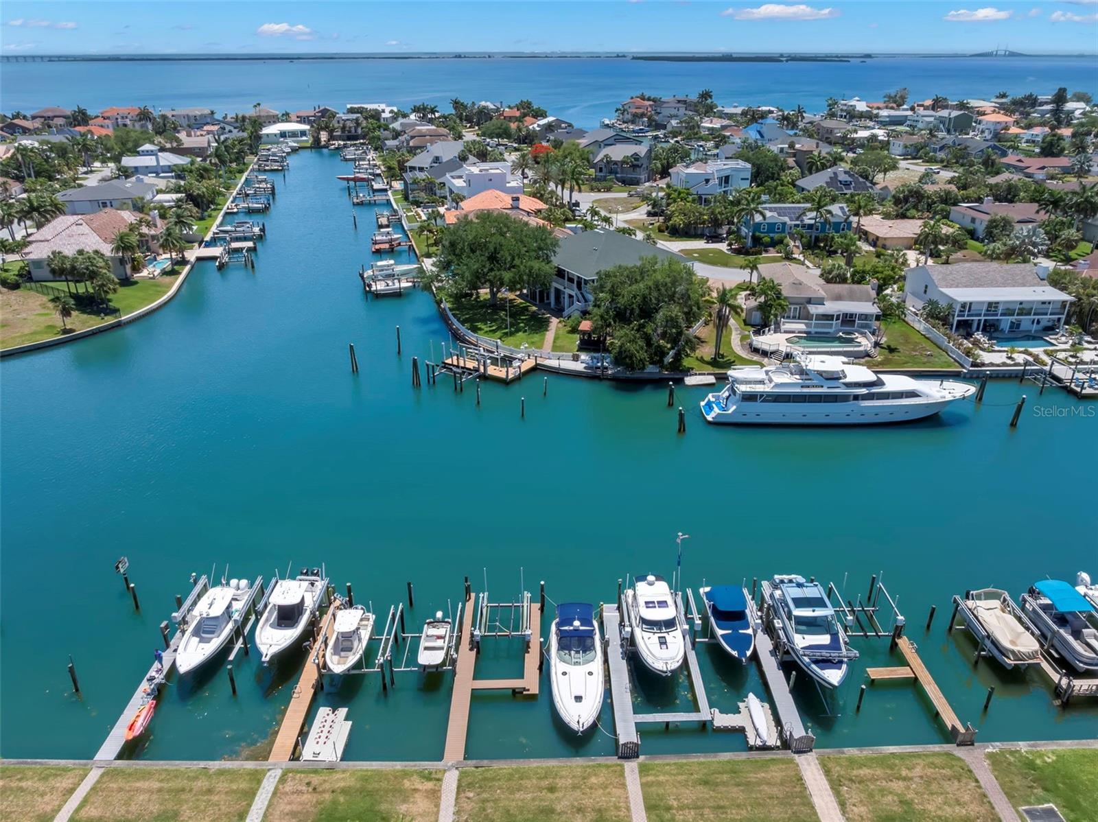 TB8514021