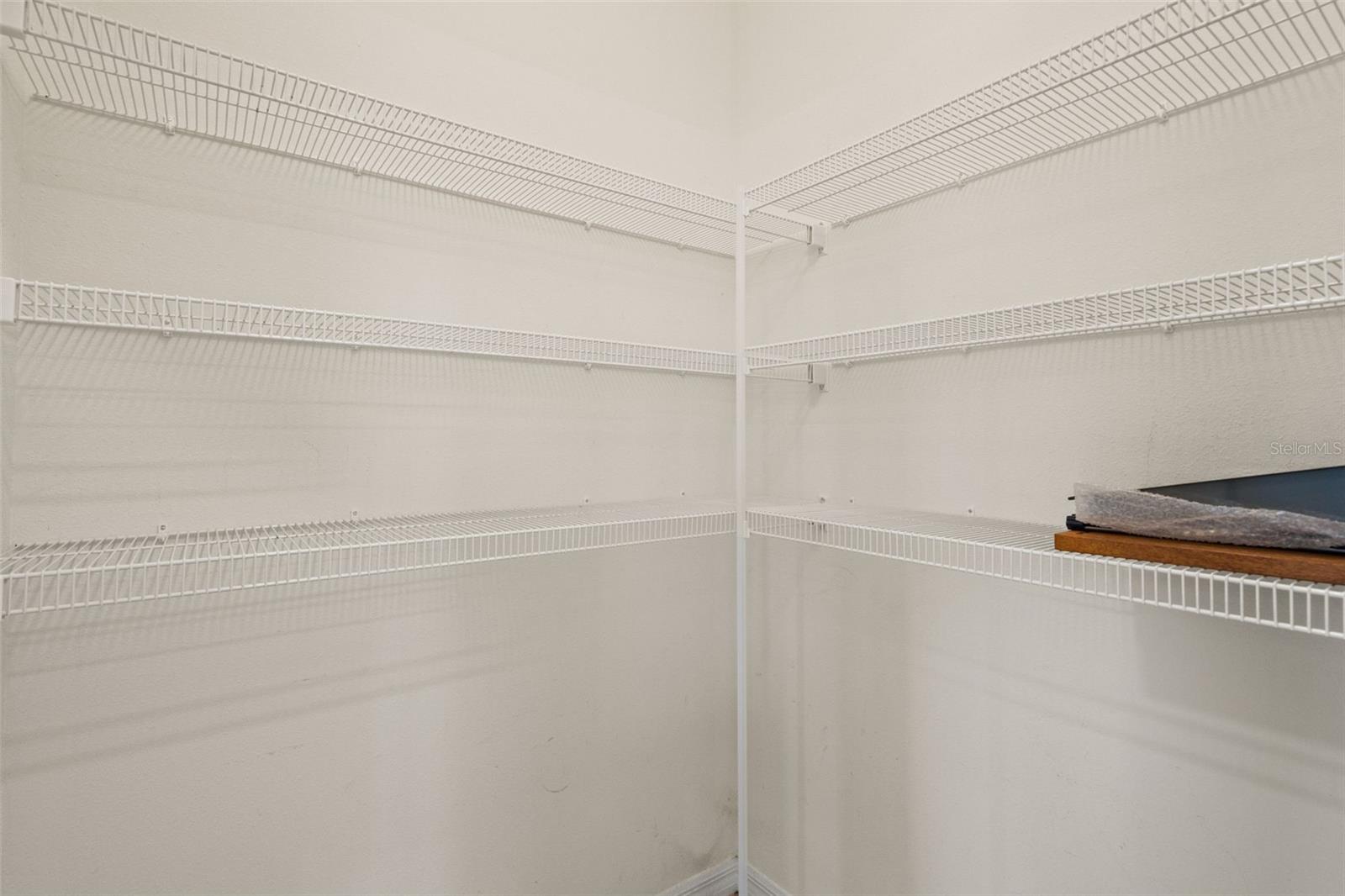 walk-in Pantry