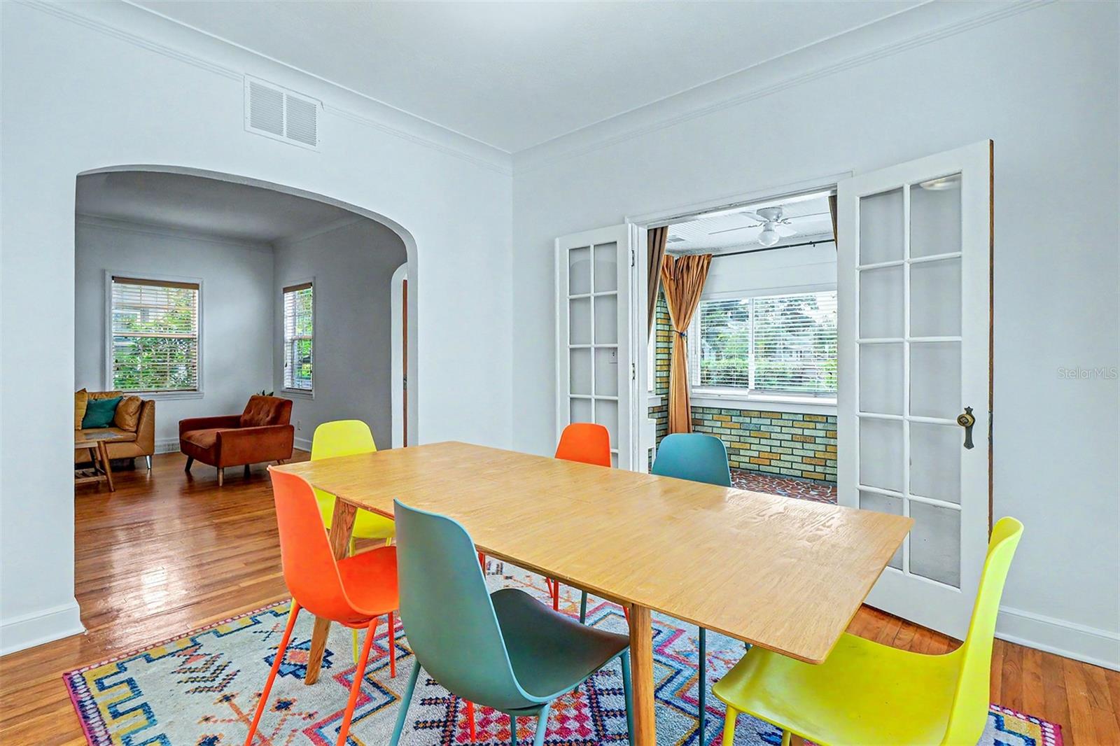 Dining Room Entry
