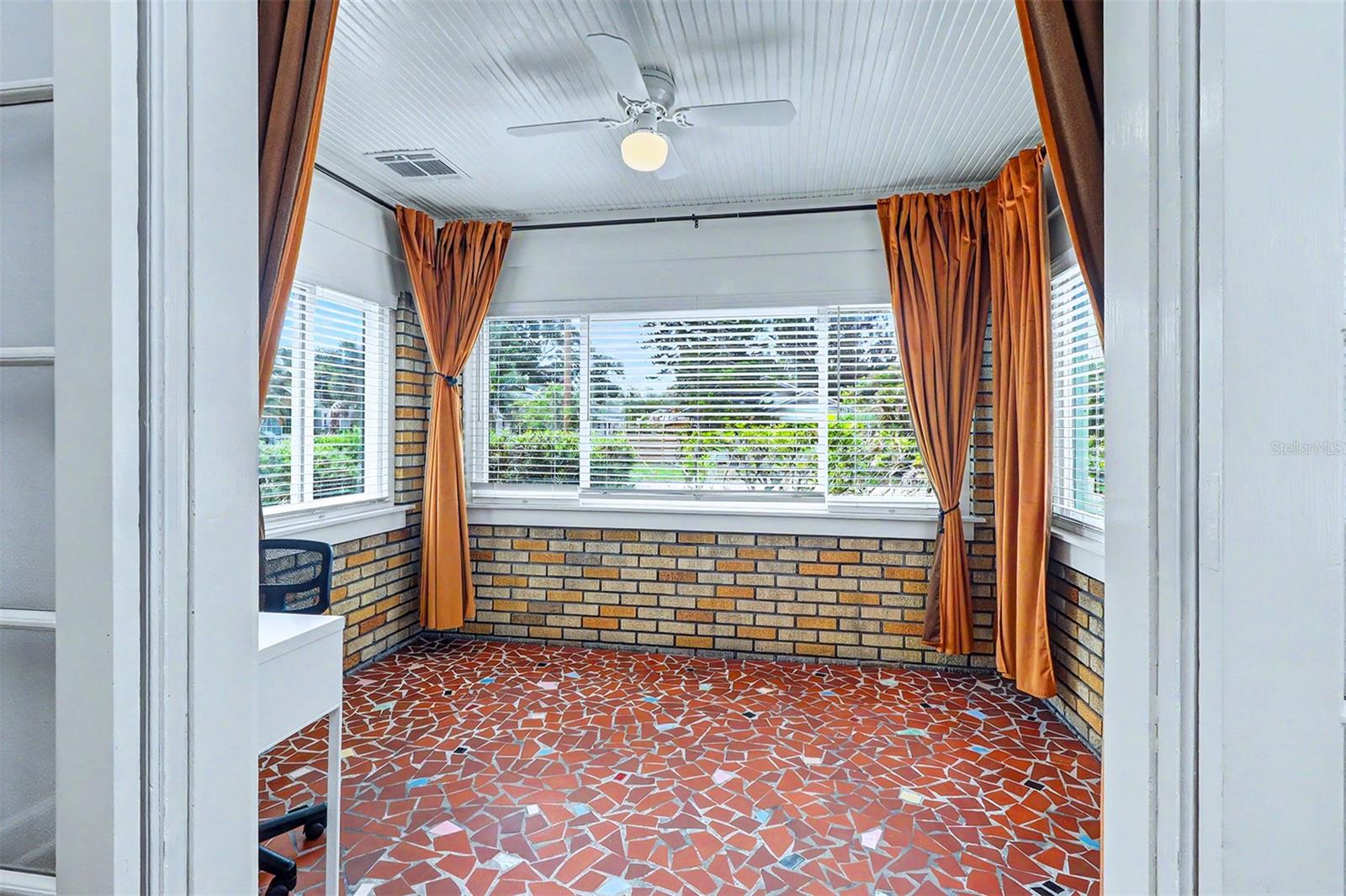 Office Bonus Room