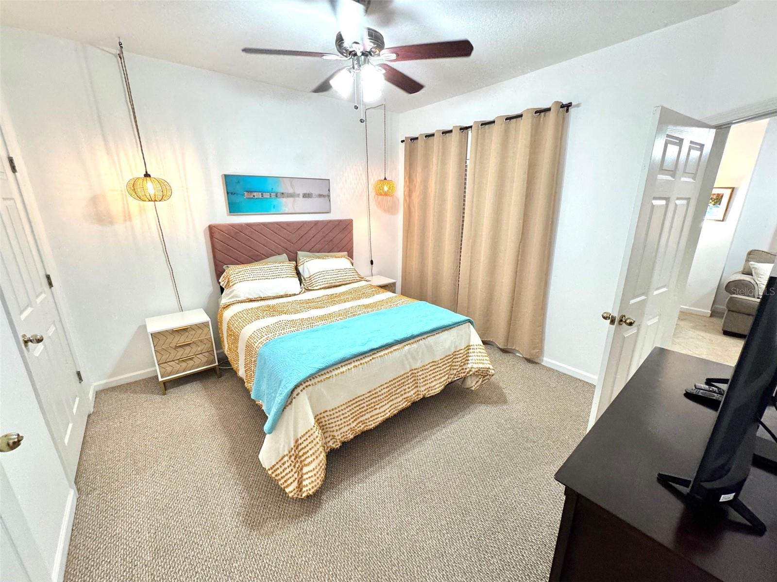 Guest bedroom