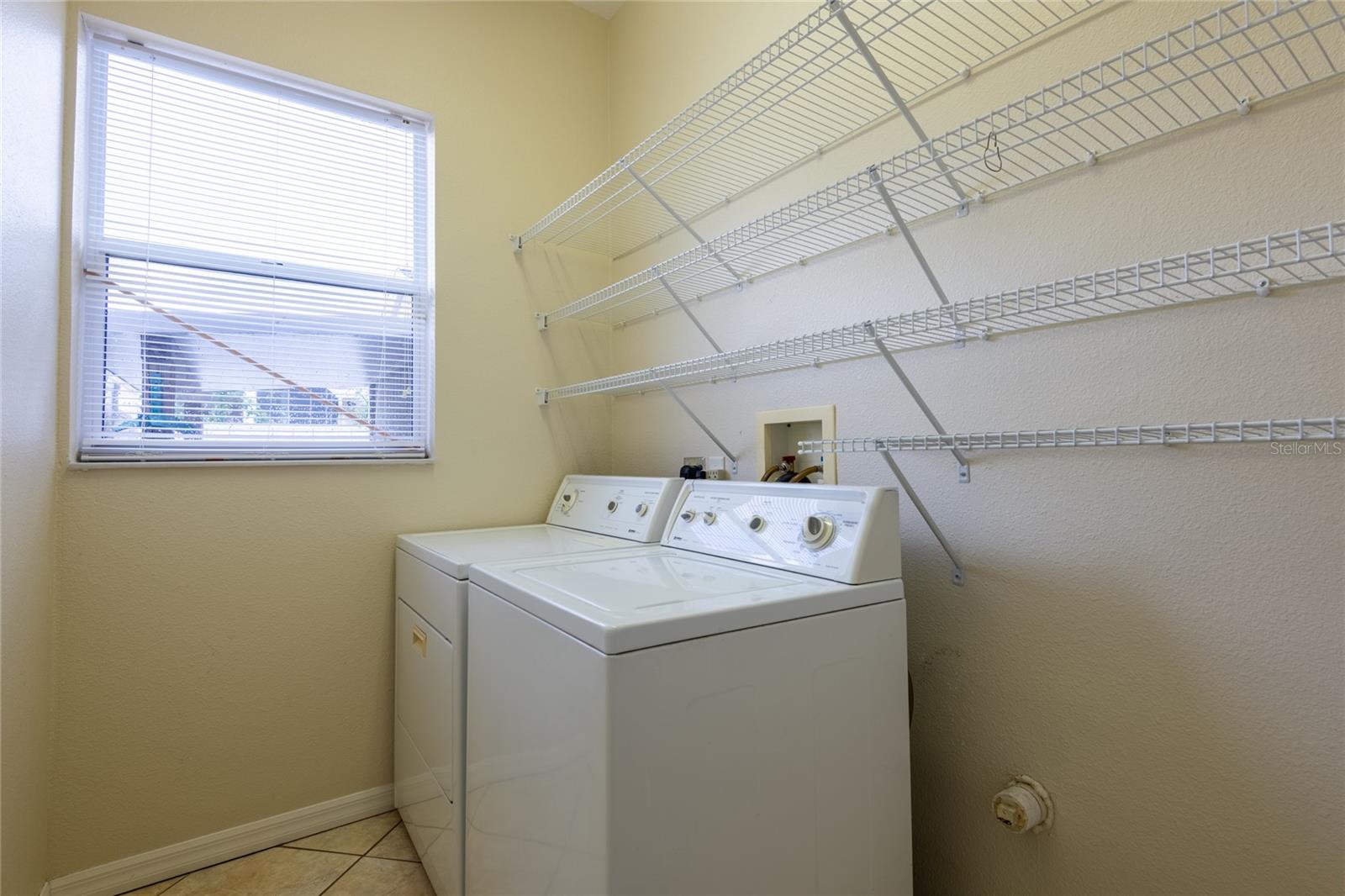 WASH MACHINE AND DRYER ROOM