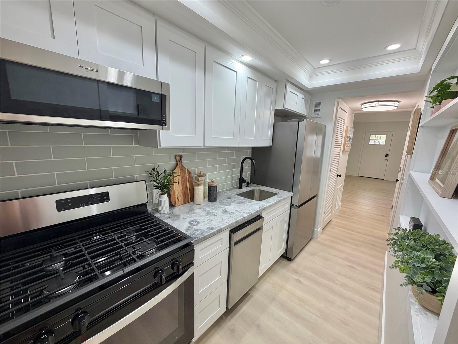 Brand new Kitchen with Brand New Appliances