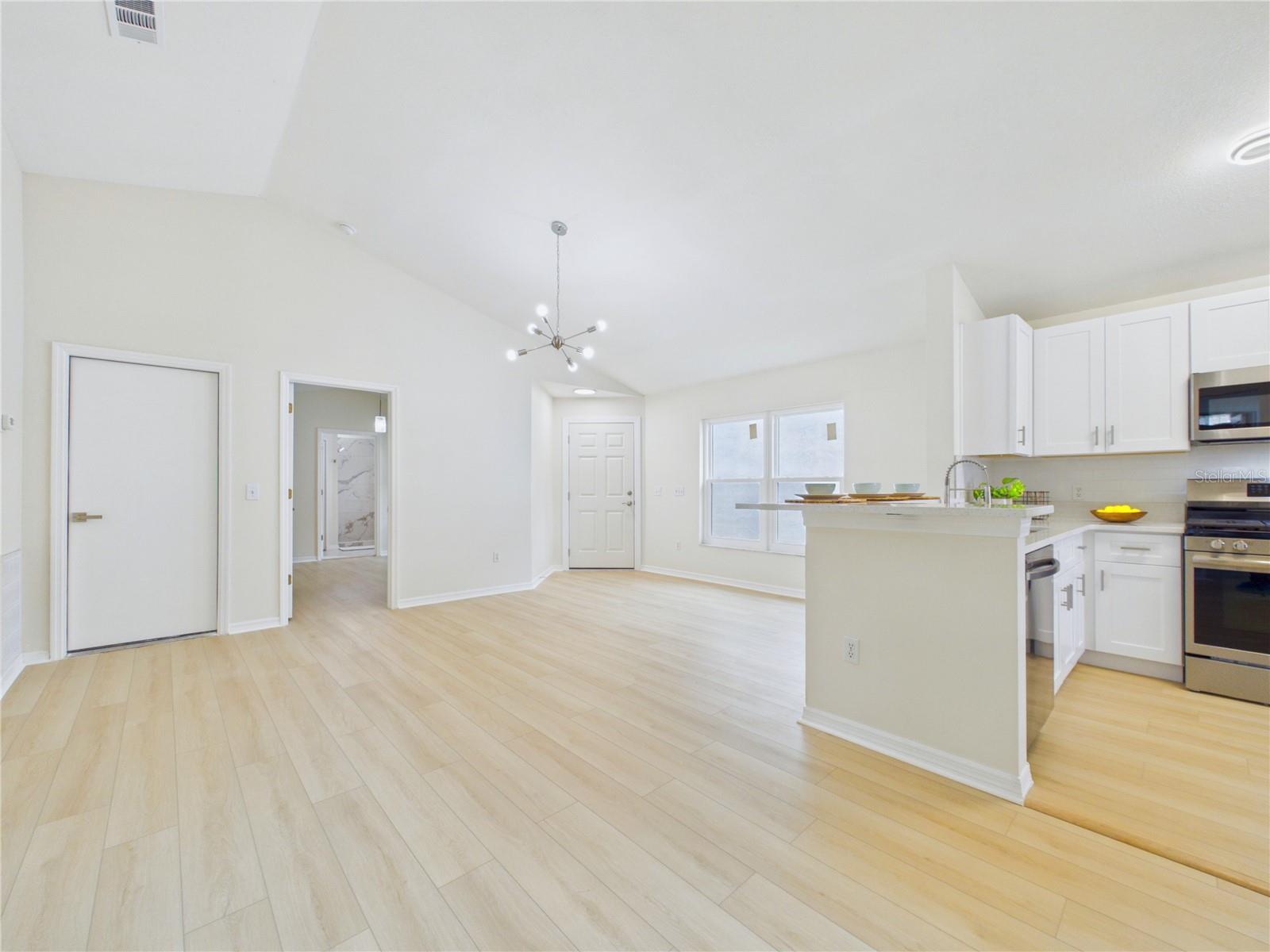Living area/ open floor plan