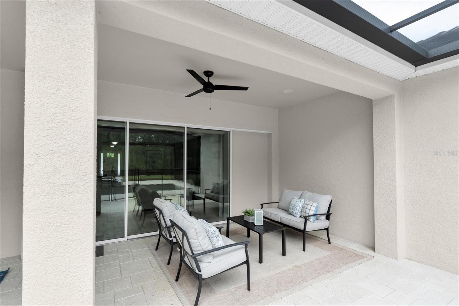COVERED LANAI