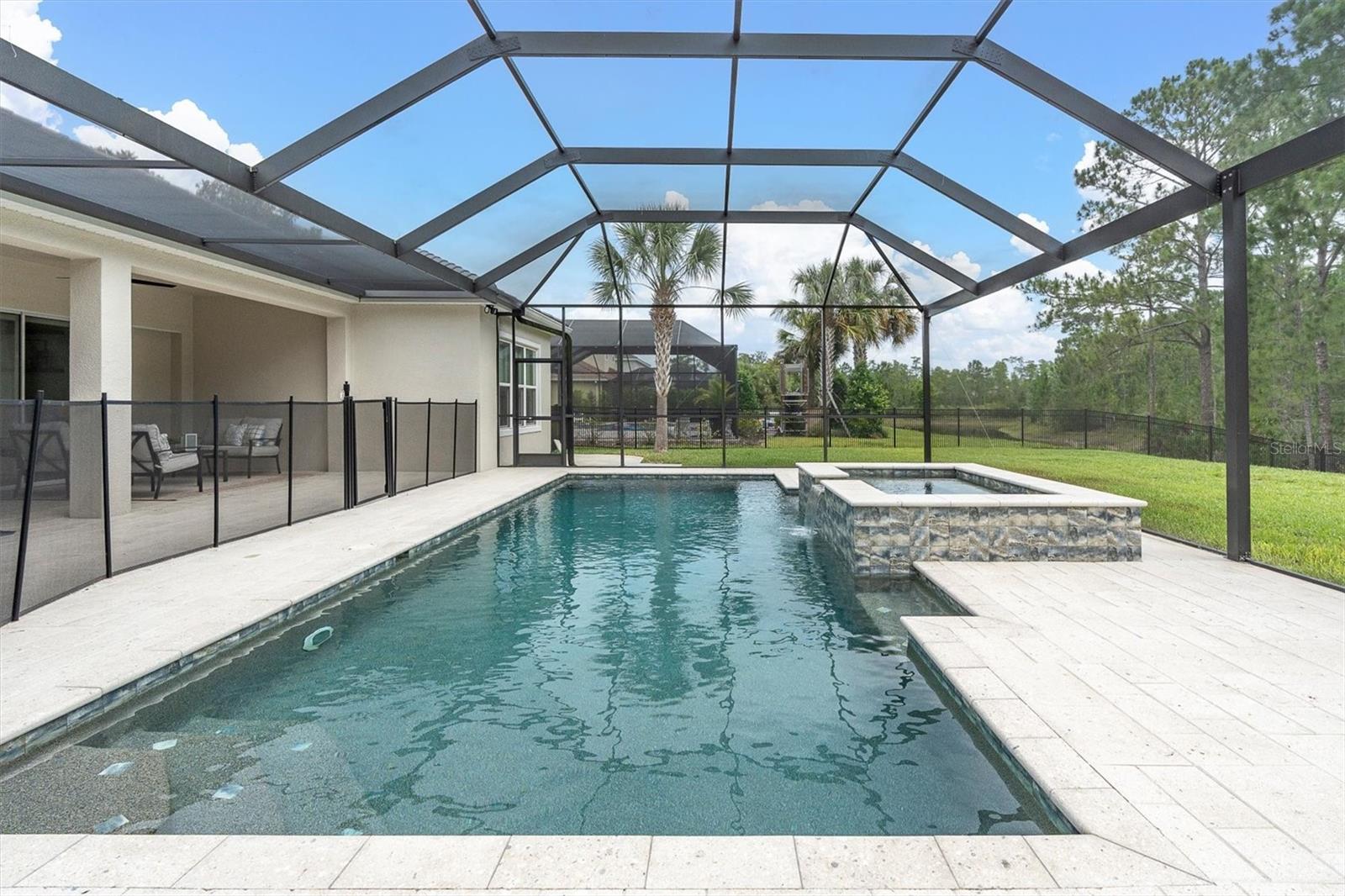 FLORIDA LIVING AT IT'S FINEST