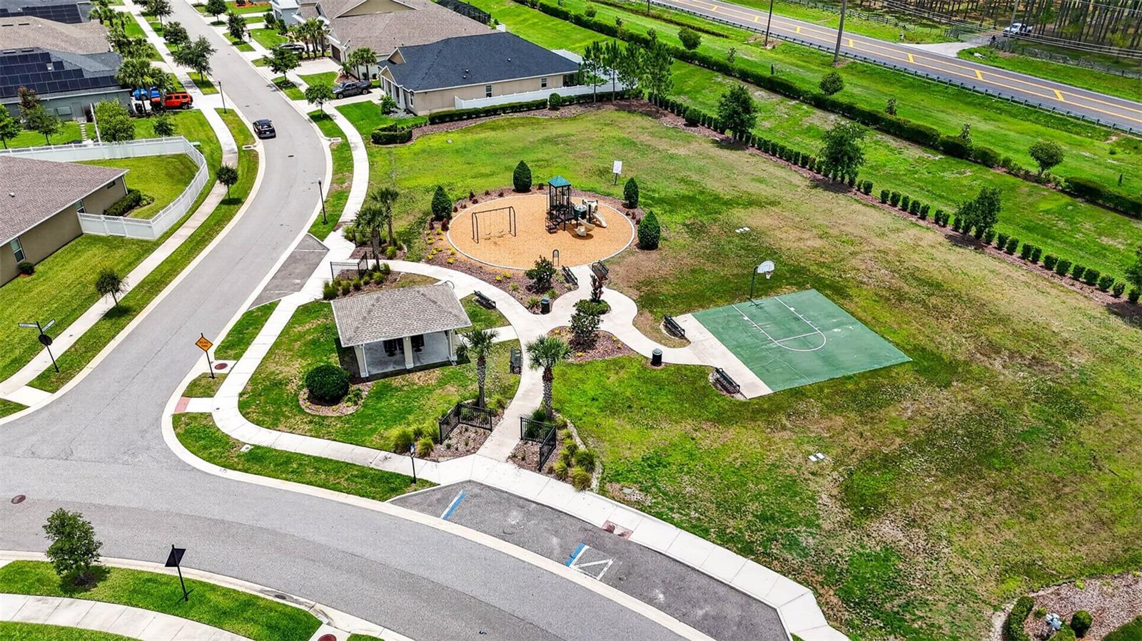 Dont stop yet- keep scrolling to see the Watergrass amenities!
