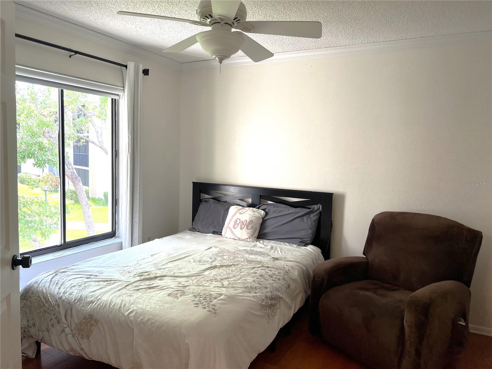 2ND BEDROOM WITH FAN/ LIGHT COMBO