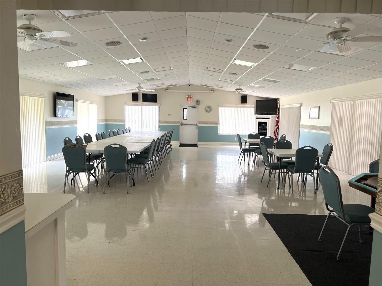 CLUBHOUSE
