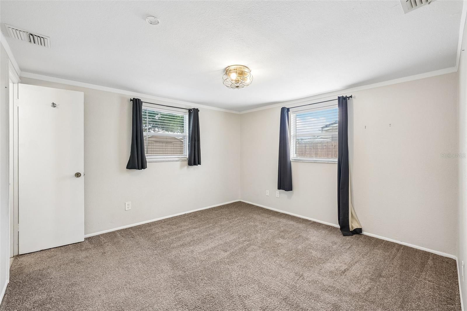 Primary ensuite bedroom