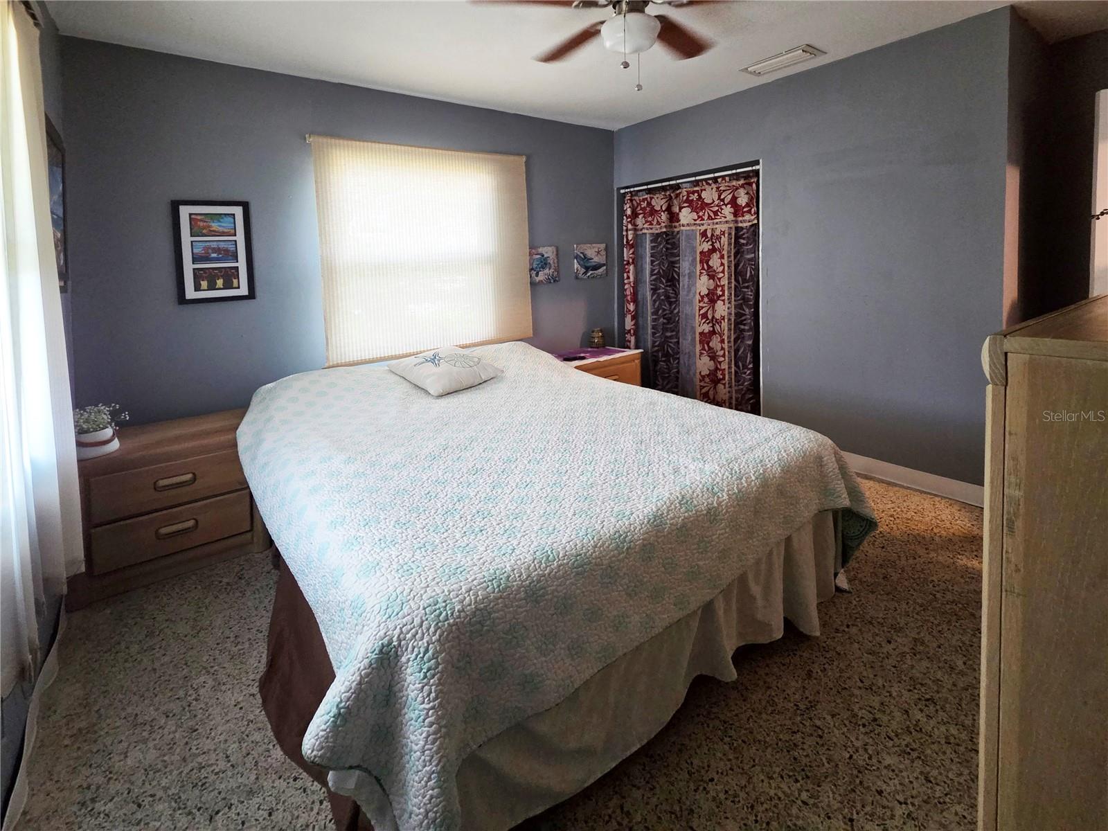 Back bedroom