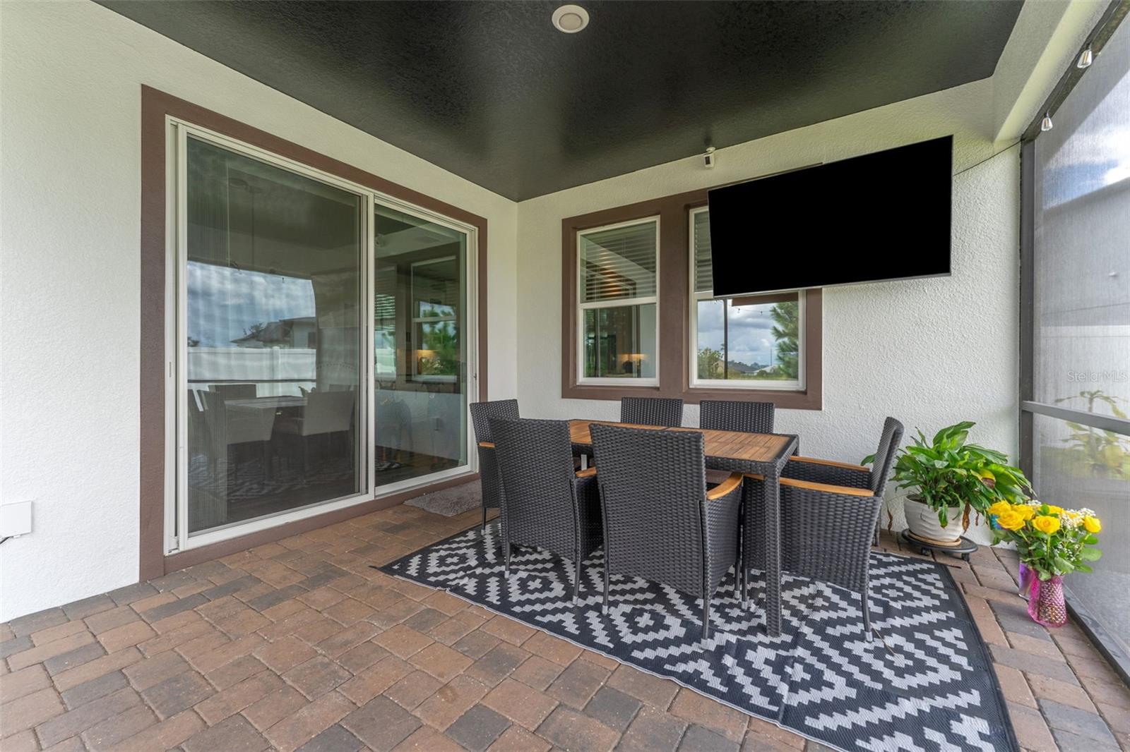 Extended Screend In Lanai