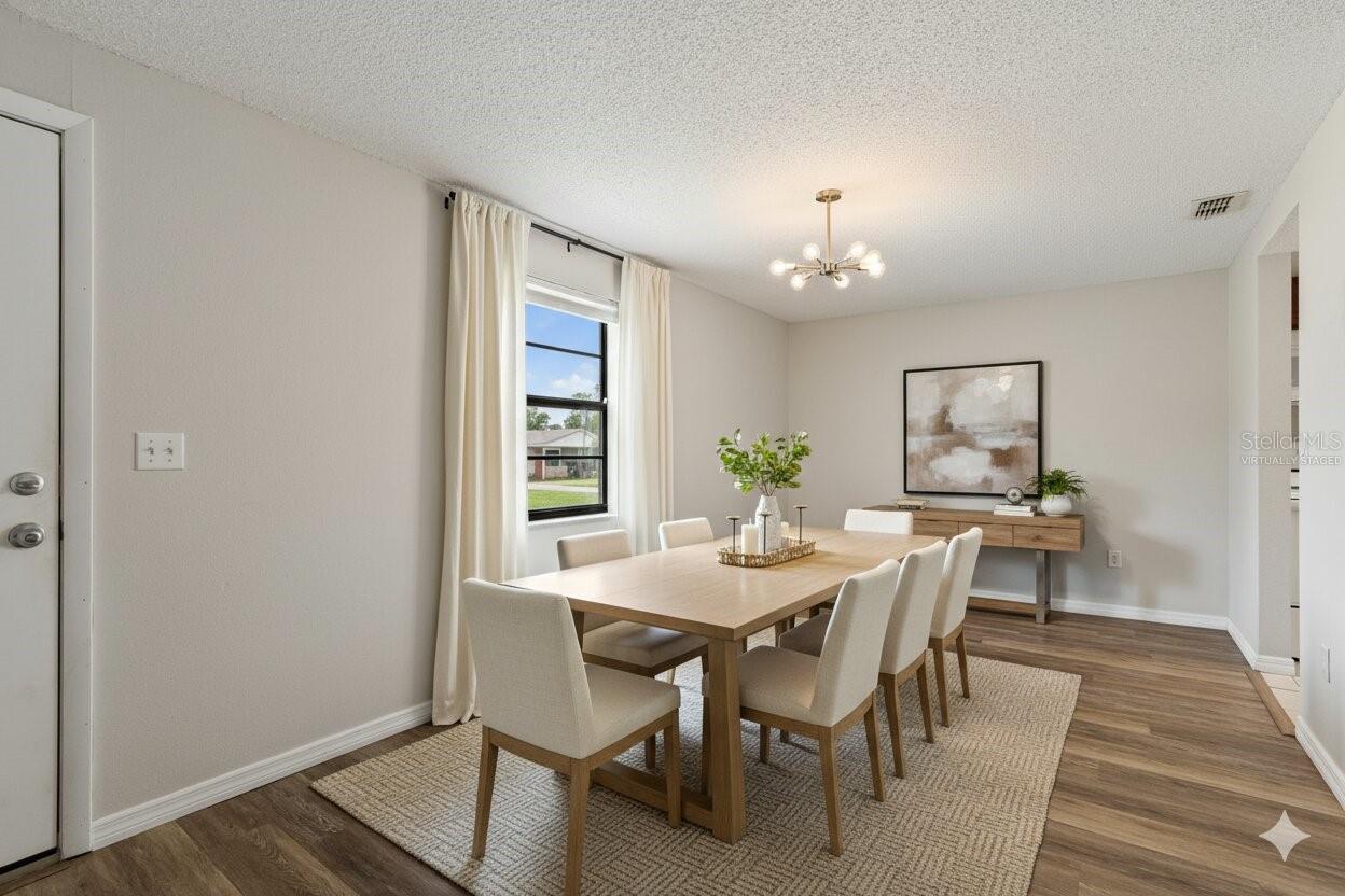 Virtually Staged - Dining Space
