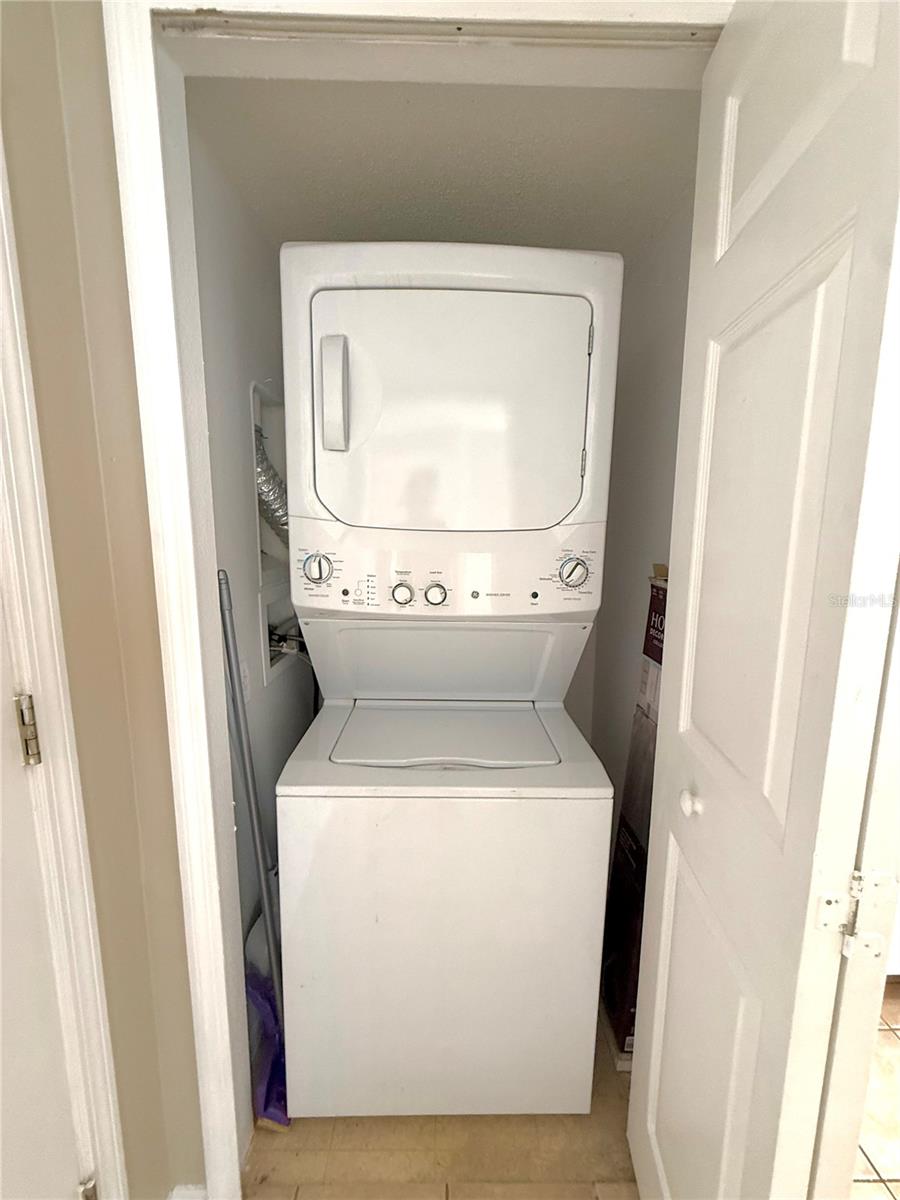 Washer/Dryer Closet