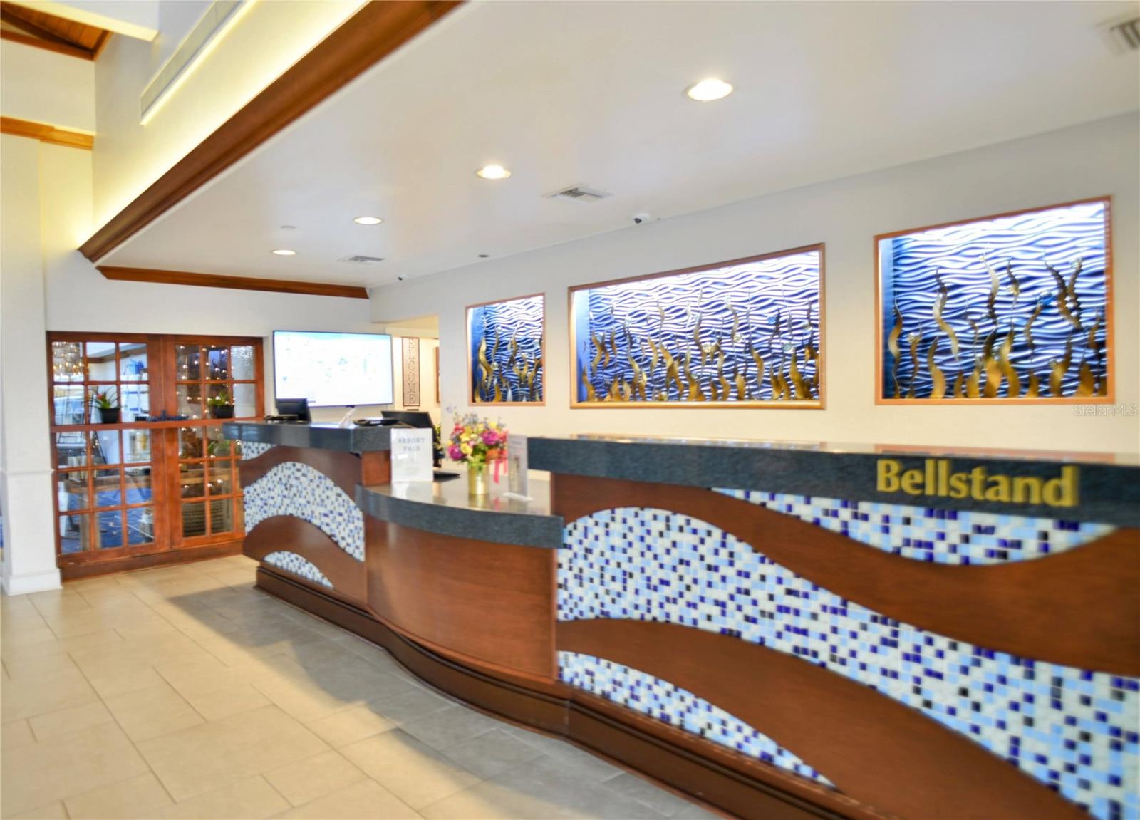 Bellman, concierge & valet available