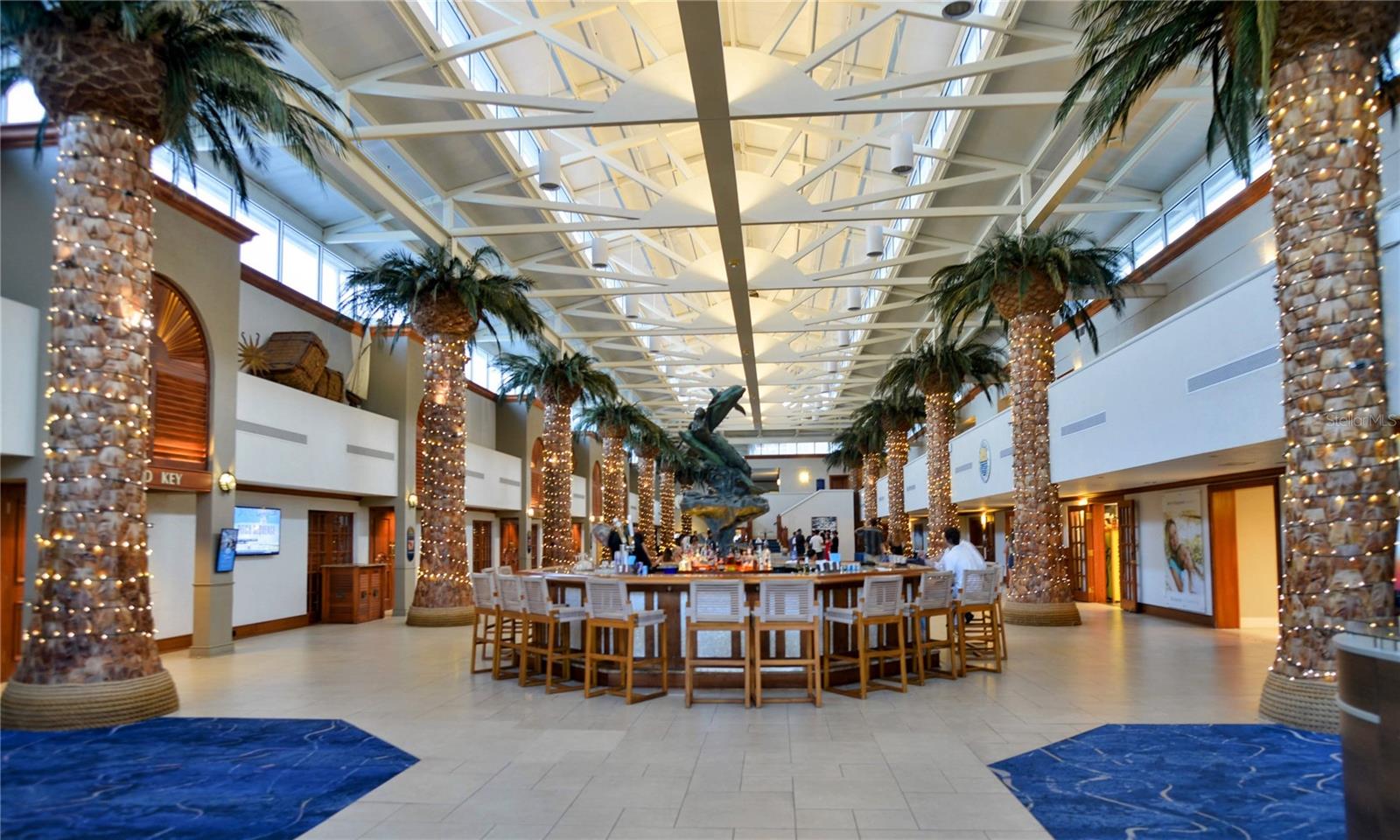 Lobby bar to welcome guests!