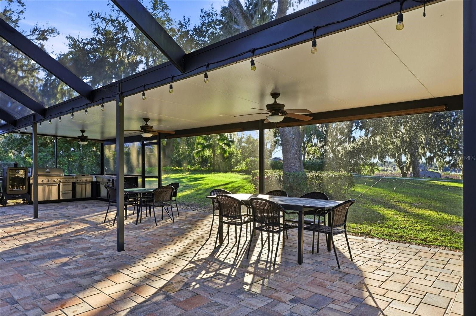 Extrnded Lanai