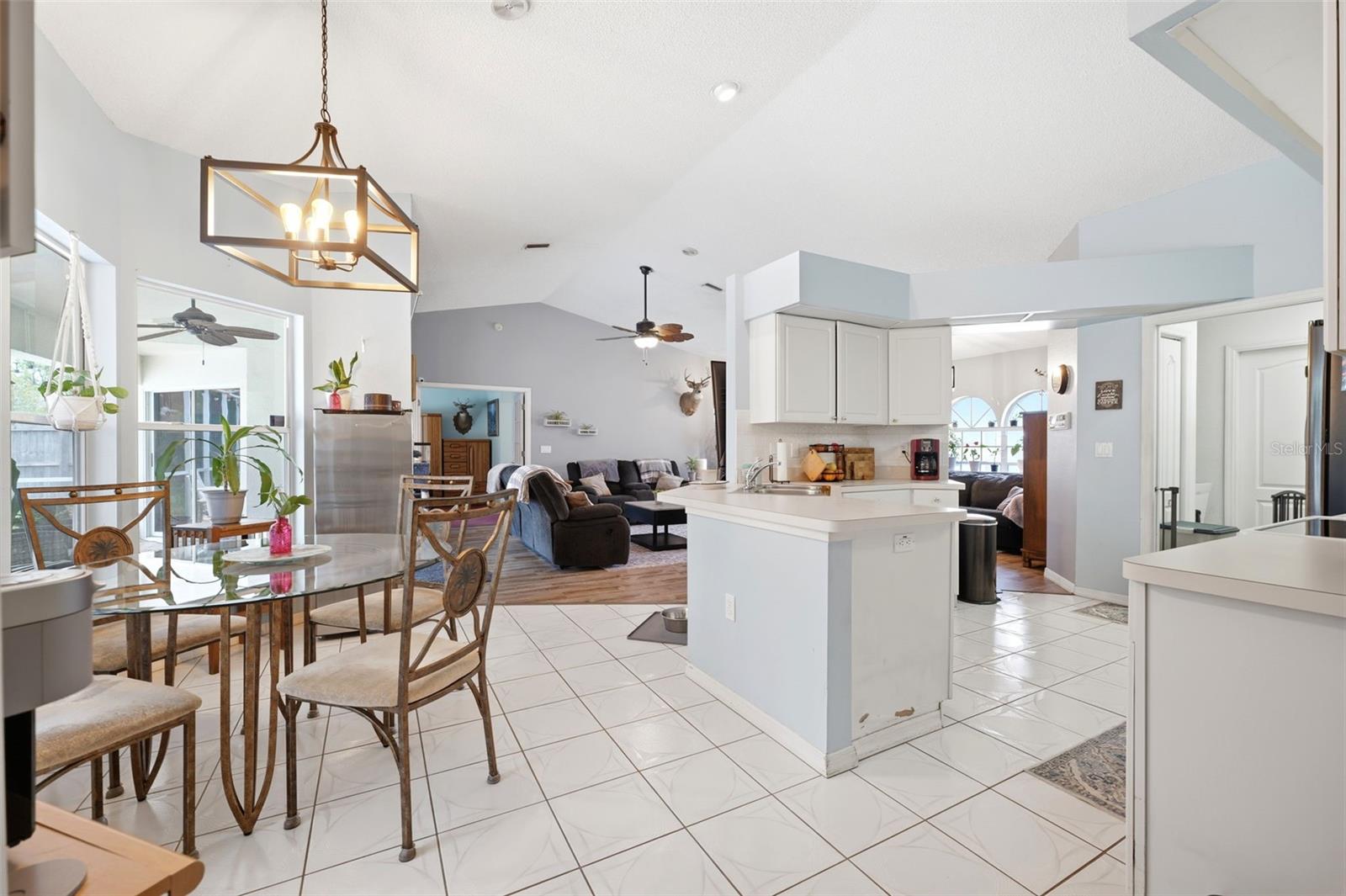 Breakfast Nook/Kitchen