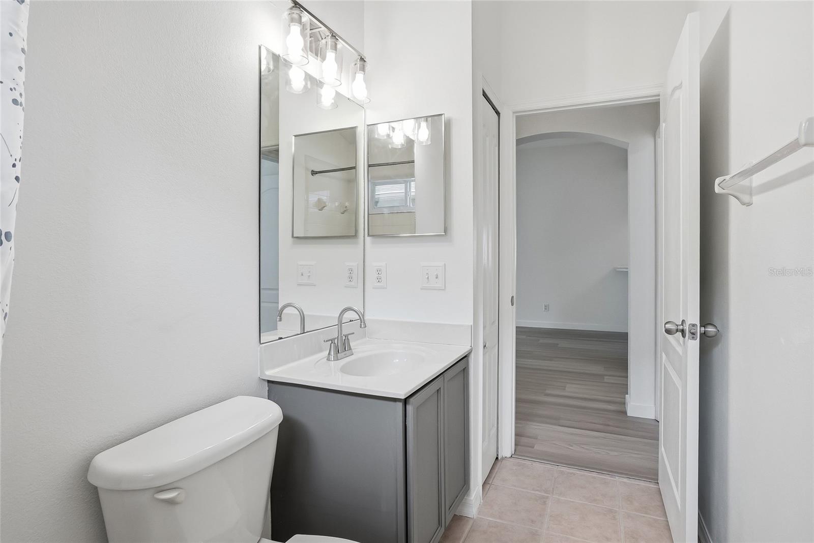 guest bathrooom