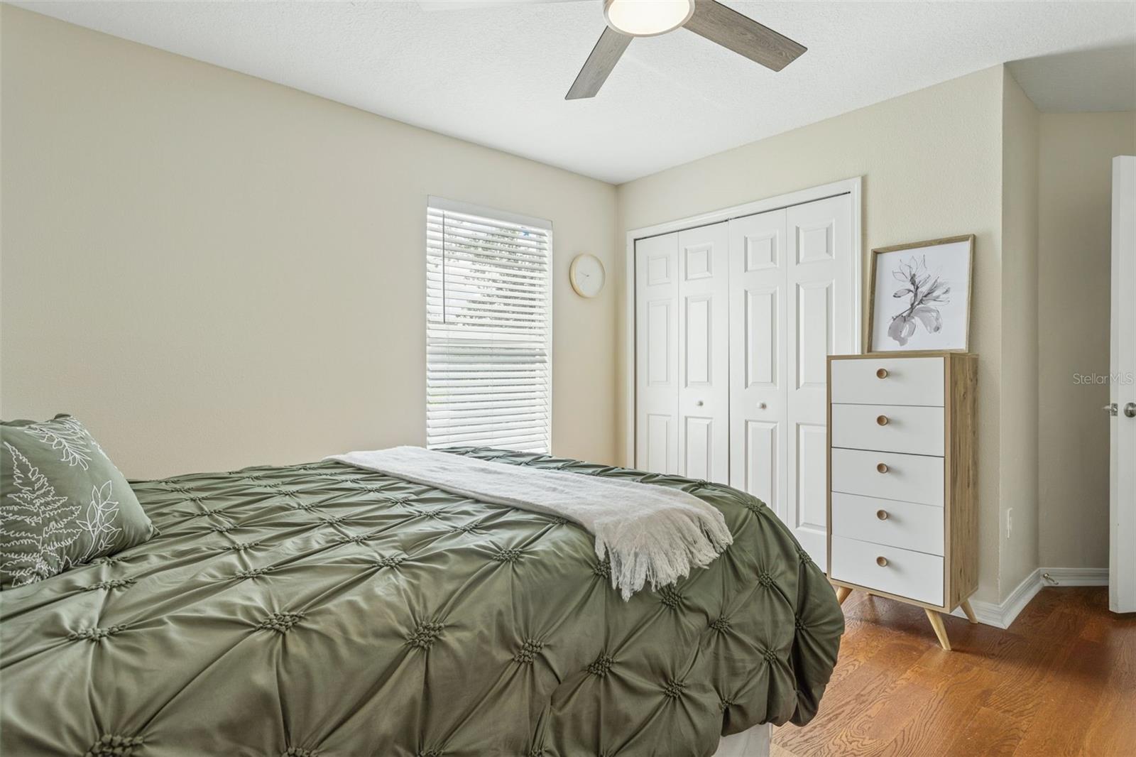 Windwo provides natural light and spacious closet.