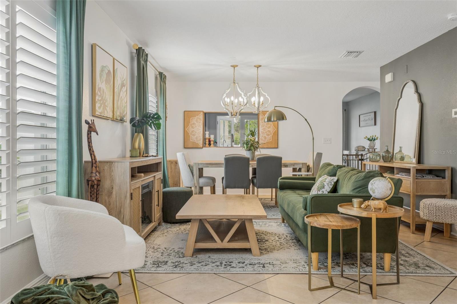 So many ways to place your living room