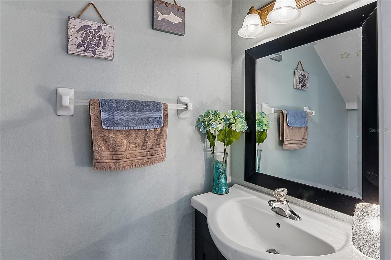 Powder bath