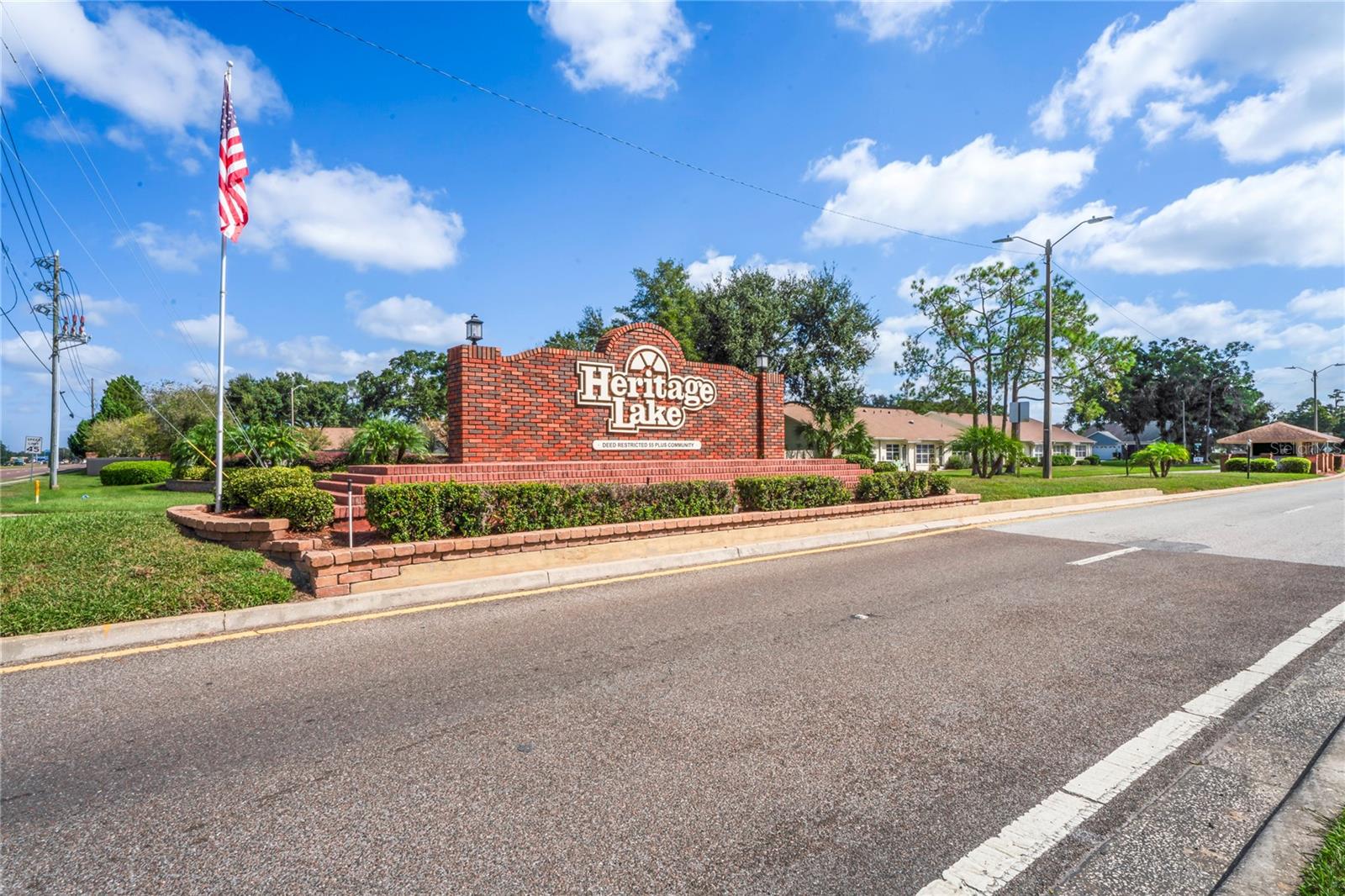 Entrance to Heritage Lake Community