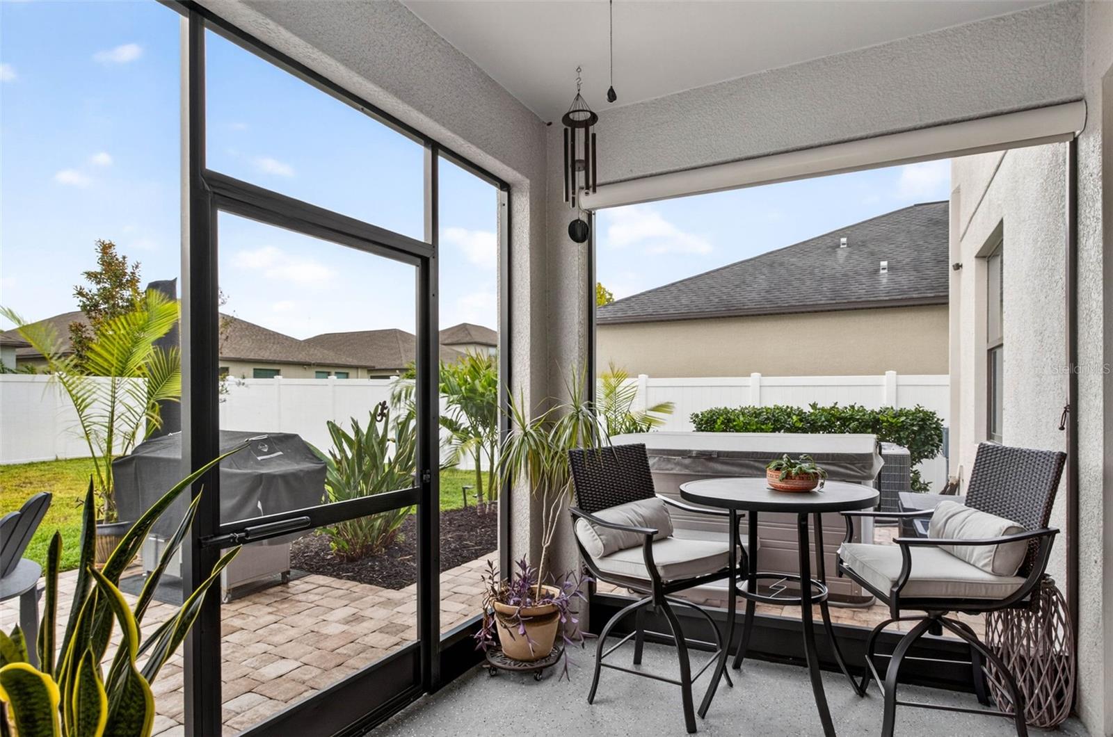 Screened lanai, under roof coverage