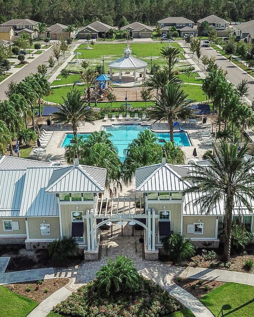 Leisure pool with splash park