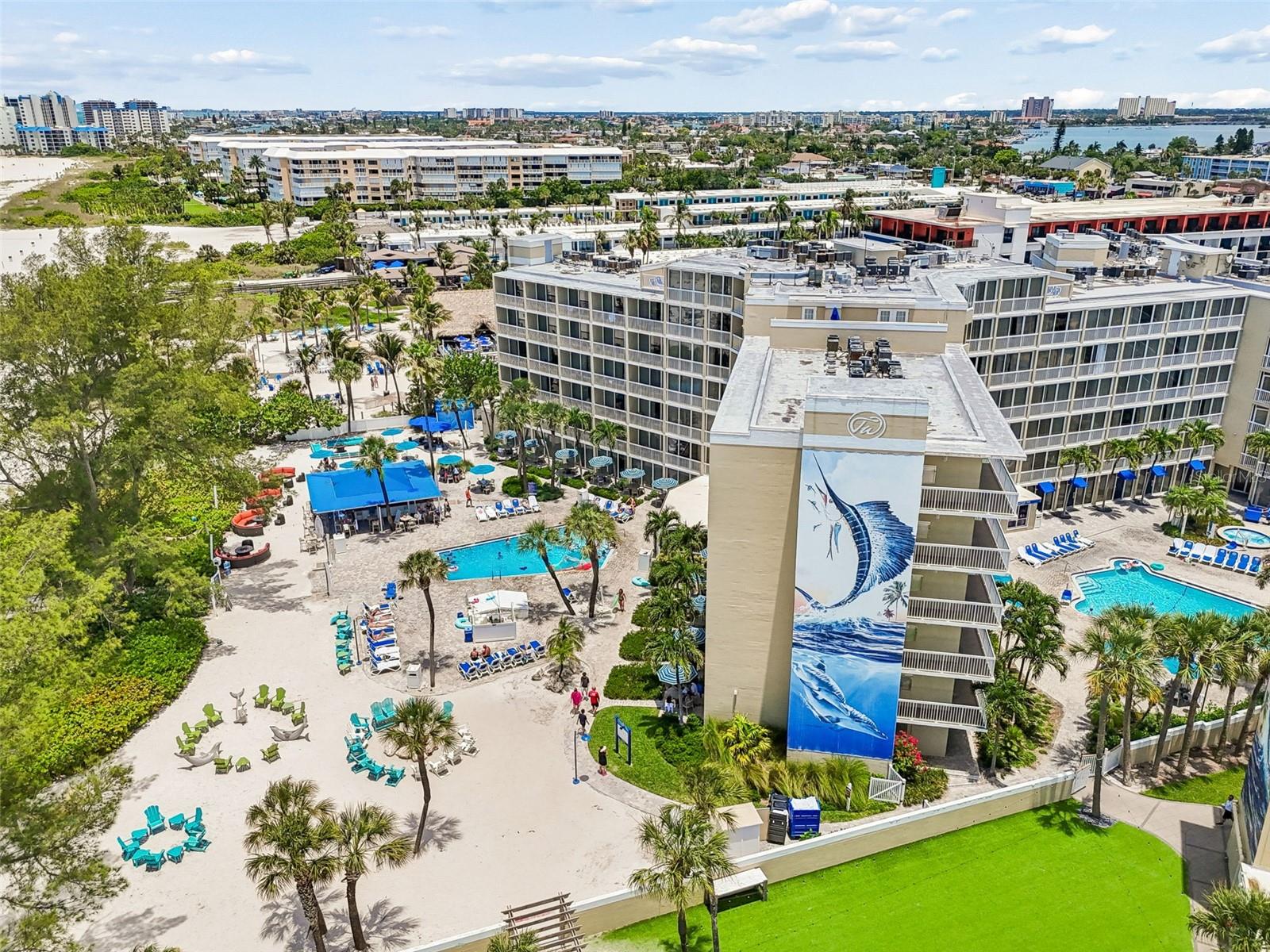 TB8514778
