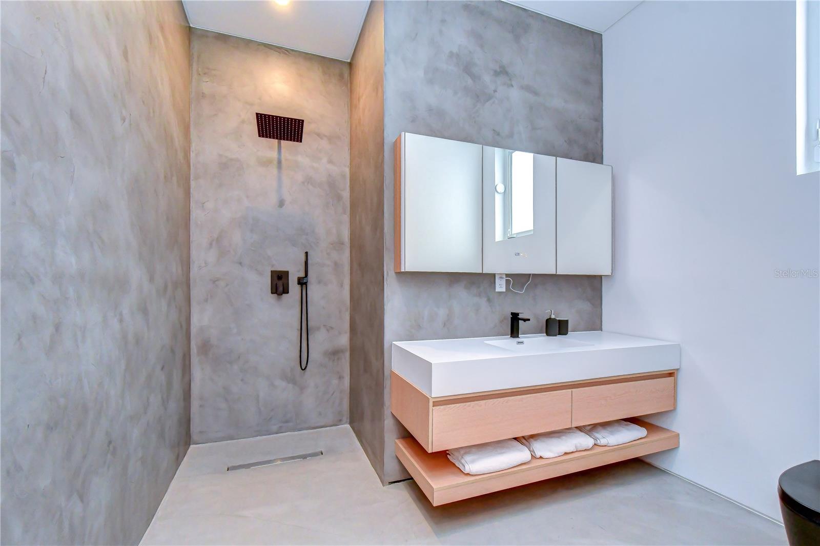 Bath 3