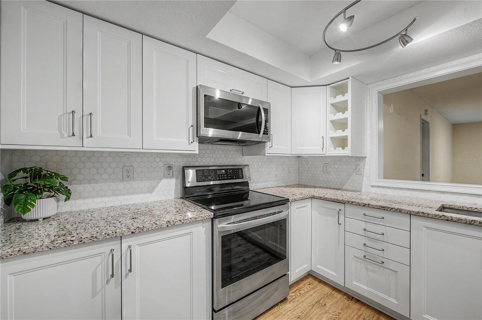 Sooo much countertop space!