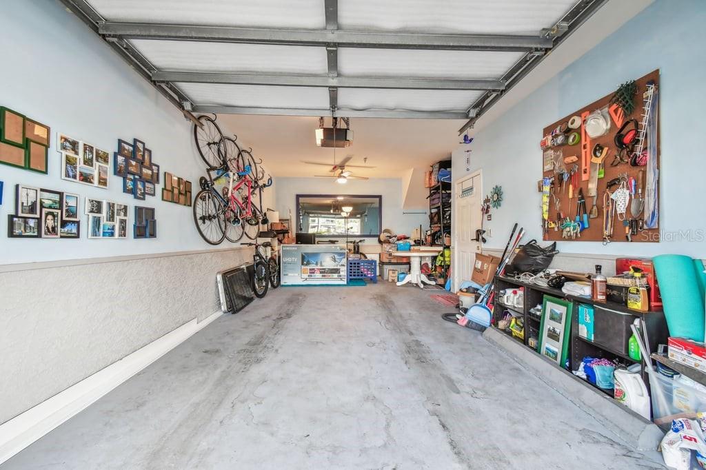 Oversize Garage