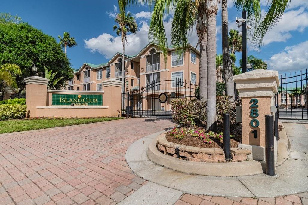 Entry to neighborhood