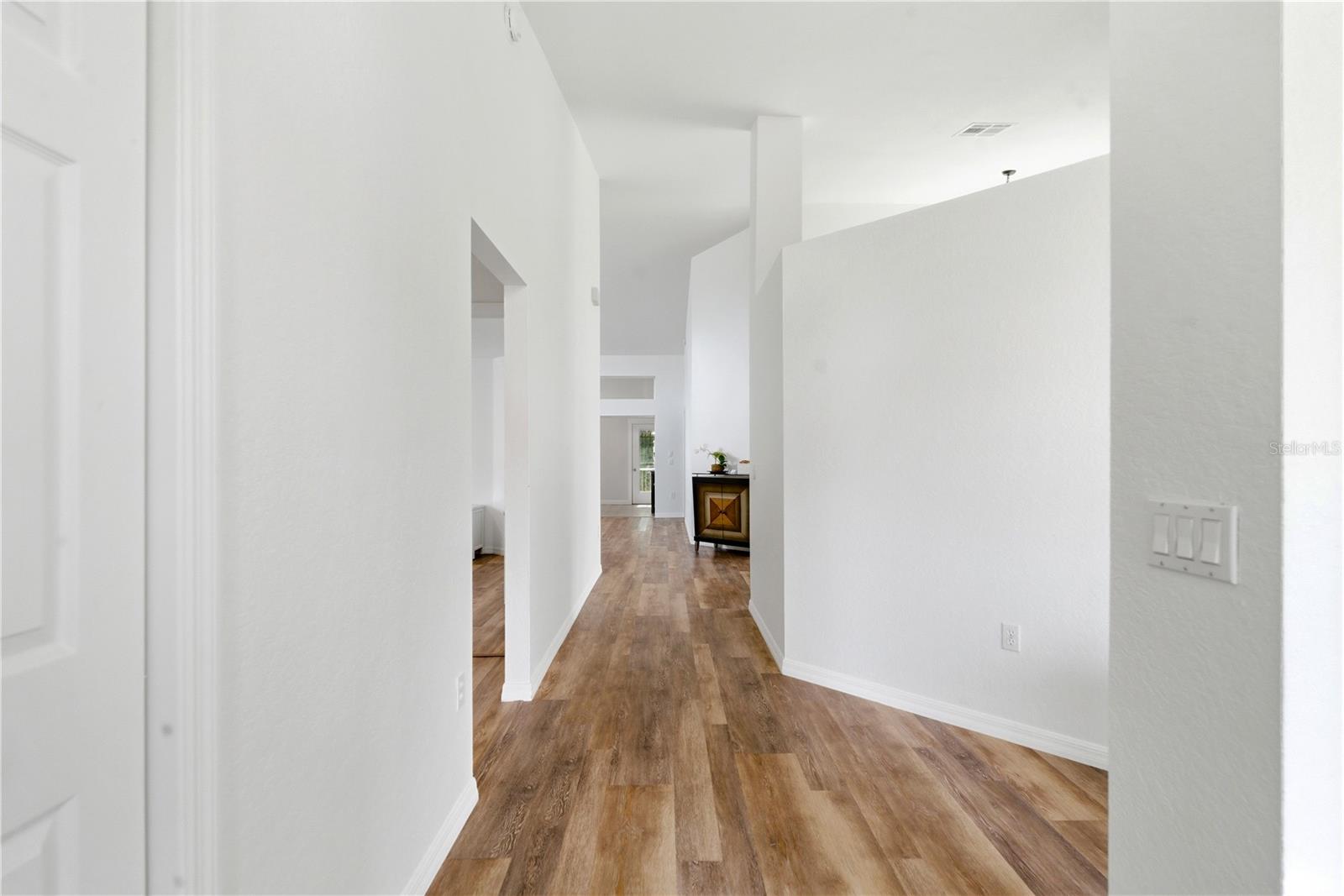 Hall-Foyer